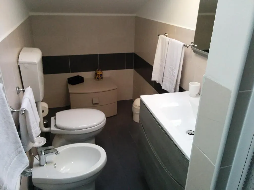 B&B Porta Delle Madonie Campofelice di Roccella Panzió